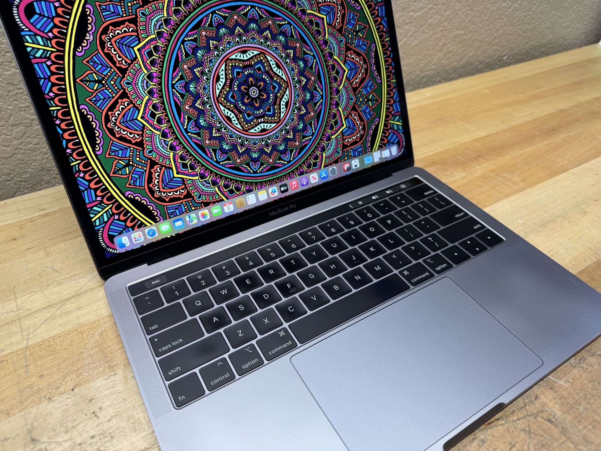 2019 13” MacBook Pro - 2.4 GHz i5 - 16GB - 256GB SSD