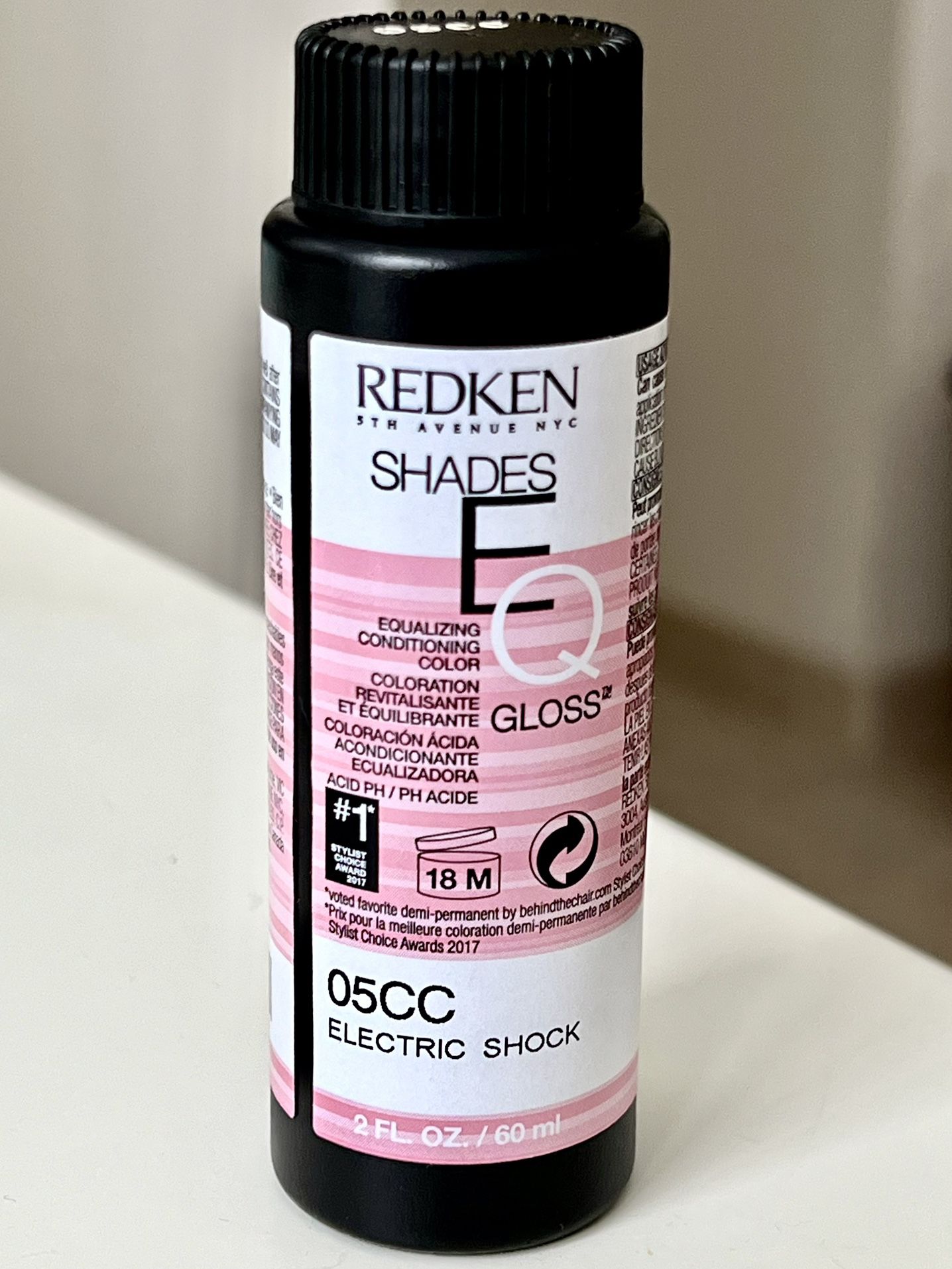 Redken Shades EQ Demi-Permanent Gloss 05CC ‘Electric Shock'