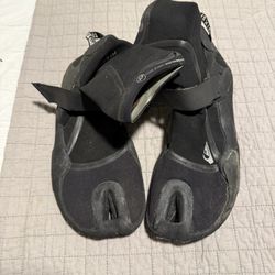 Surf Boots / Shoes 