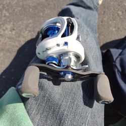 Bass Pro Shop Model JCT I O S H A-le Super High Speed