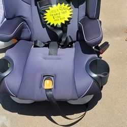 CHICCO BABY CAR SEAT