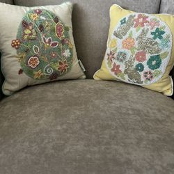 Easter Decor - Pillows