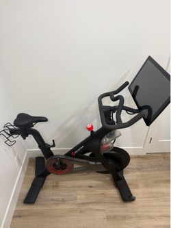 Peloton Bike