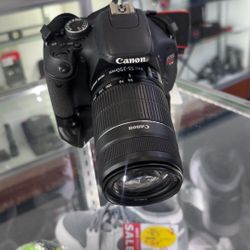 Canon Rebel T3i Camera 