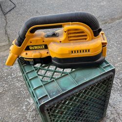 Dewalt Vacuum
