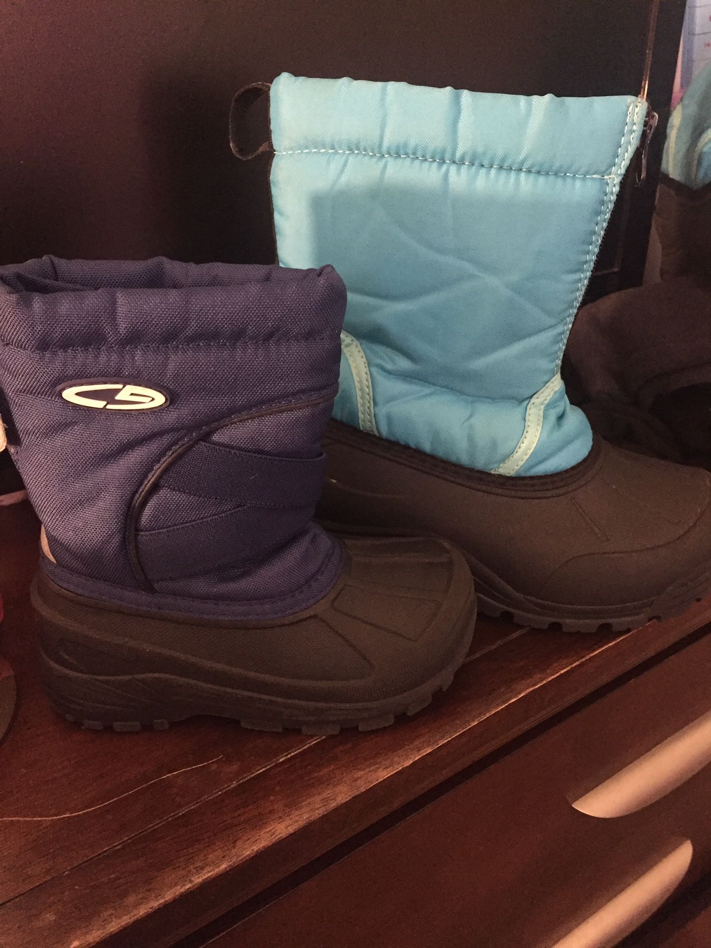 Kids snow boots