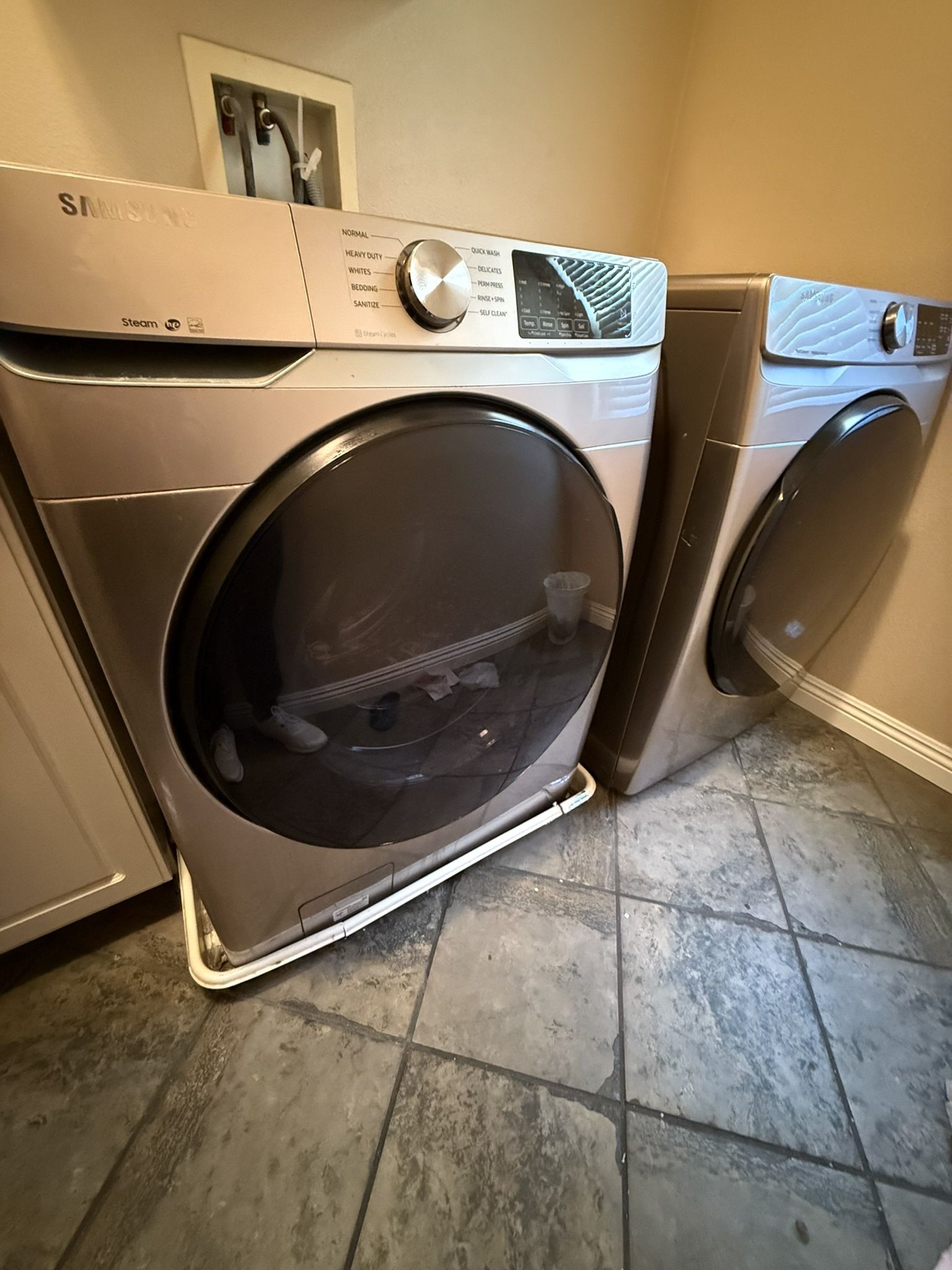 Samsung Front Load washer + Gas Dryer Champagne color *Please Read*