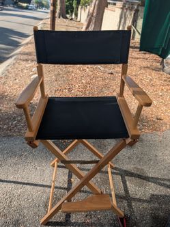 Oak director's chair, black fabric