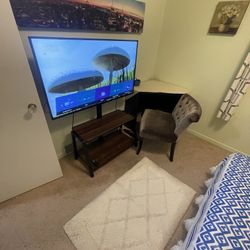 Move Out Sale