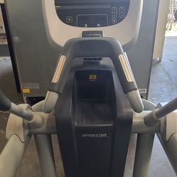 Precor AMT 885 with Open Stride w/P80 Console