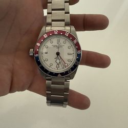 Model: Tudor Black Bay GMT Opaline