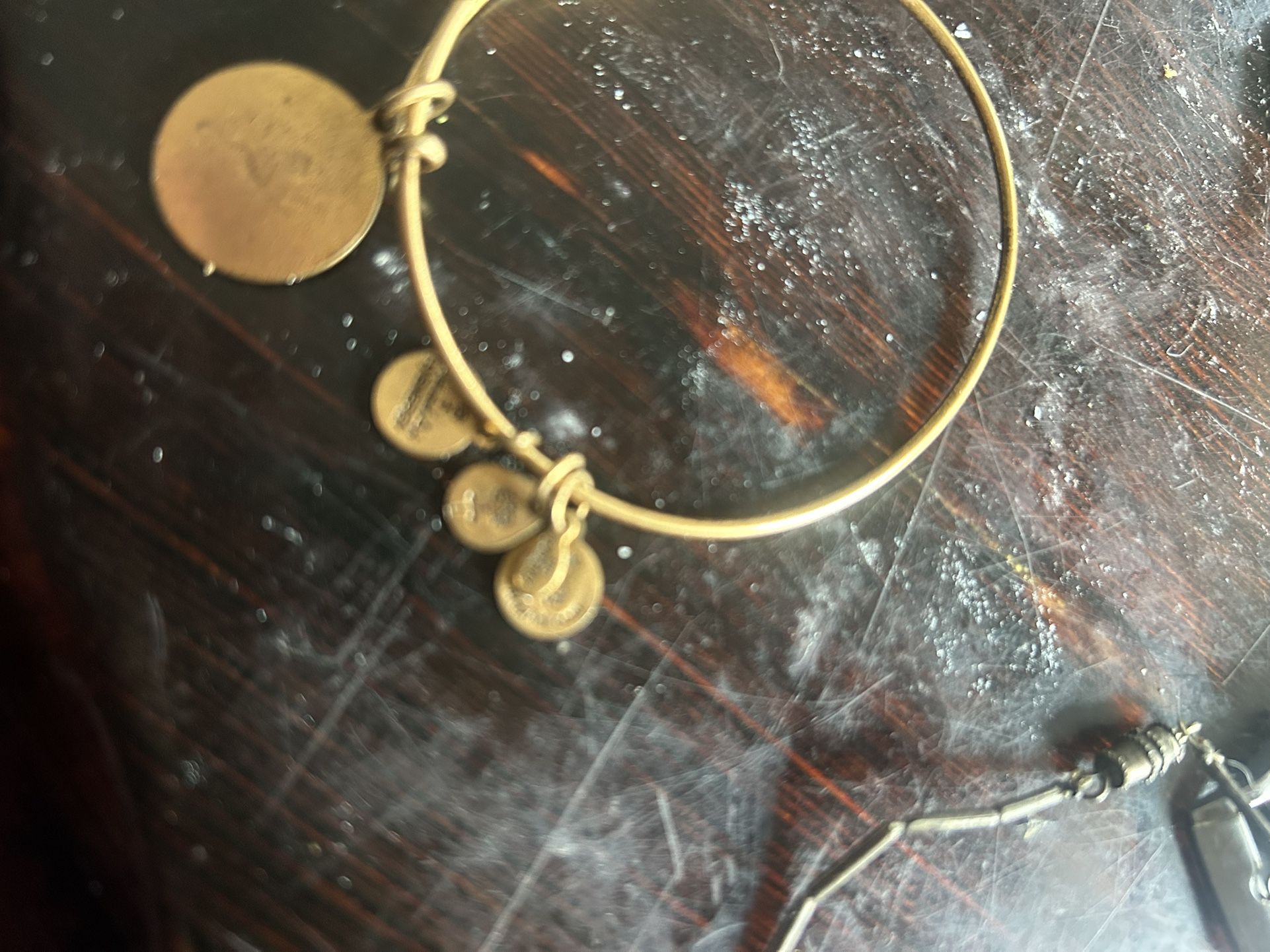 alex & Ani