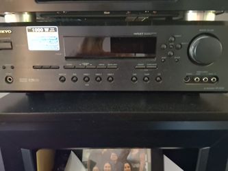 Onkyo. Home Theater System.