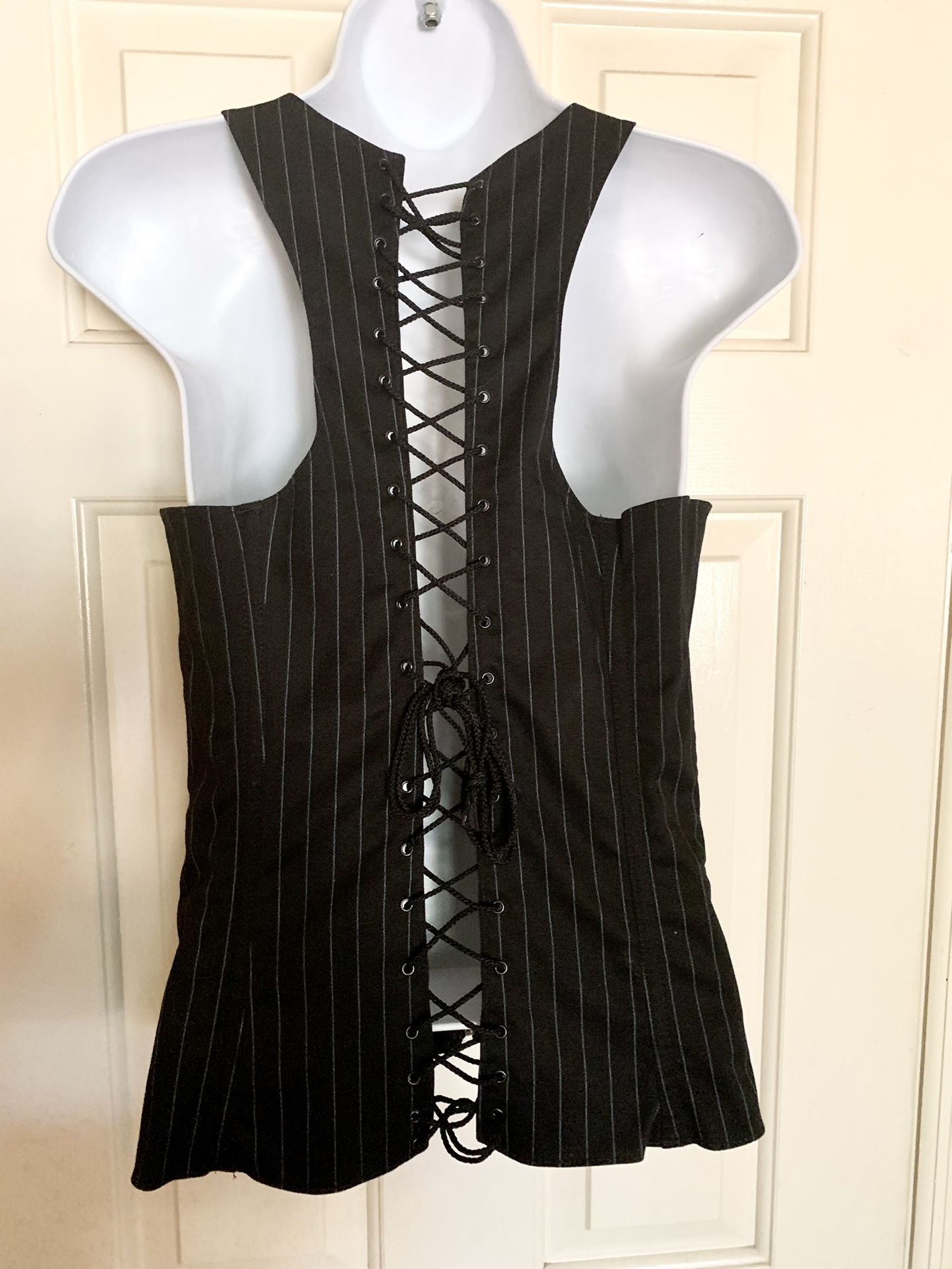 Women’s vested corset