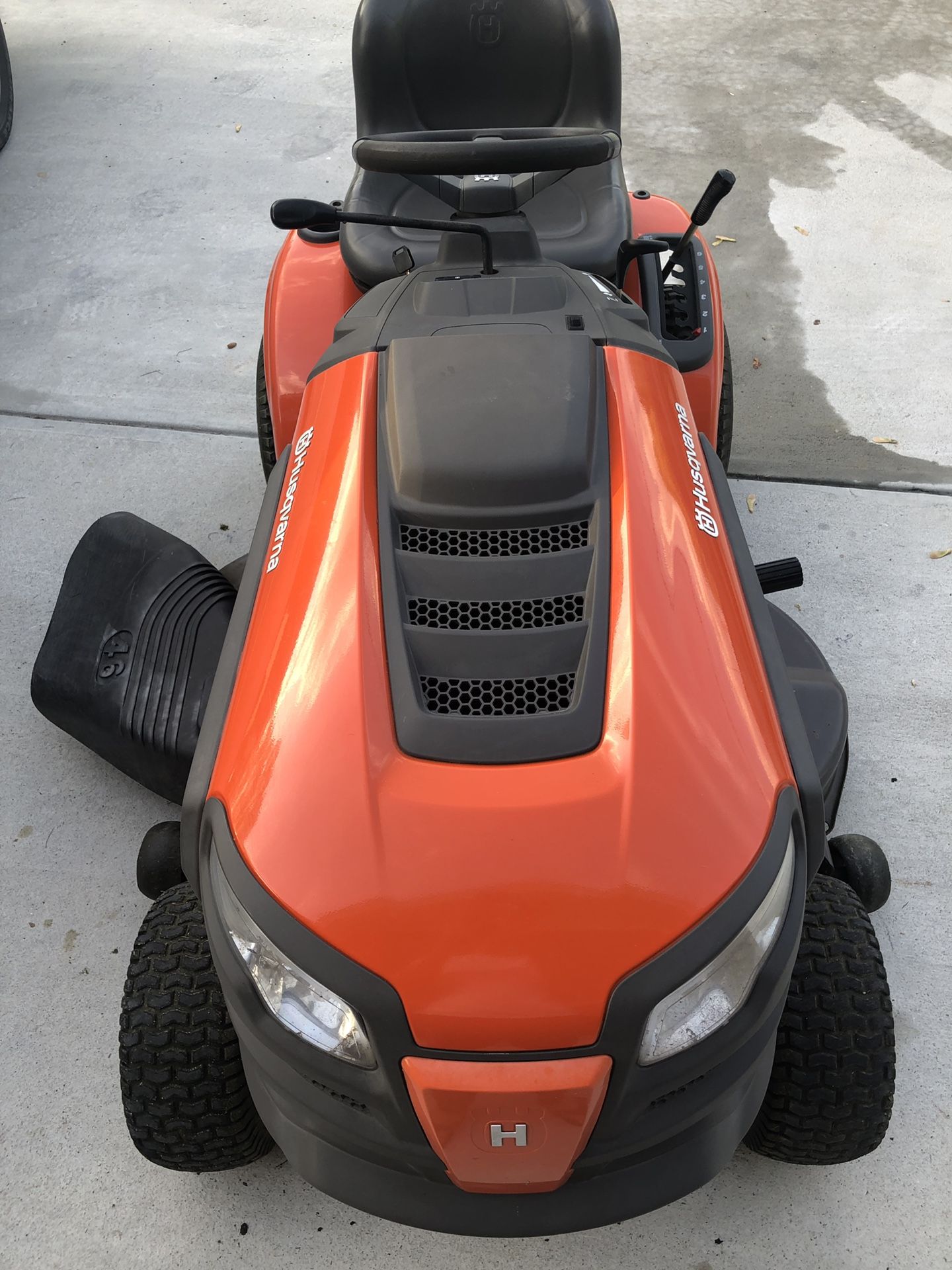 Husqvarna Riding Lawn Mower YTH21K46 21 HP 46 Inch Cut for Sale in High