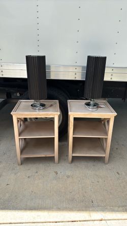Set of end tables and lamps