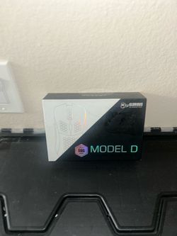 GLORIOUS MODEL D 68 G MATTE WHITE