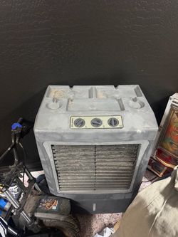 Evaporative cooler