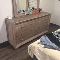 Six Drawer Dresser | High-Quality Modern 