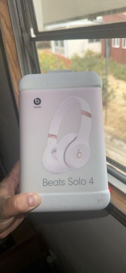 Beats Solo 4