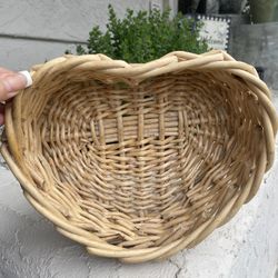 Heart Shaped Bread Basket Weave