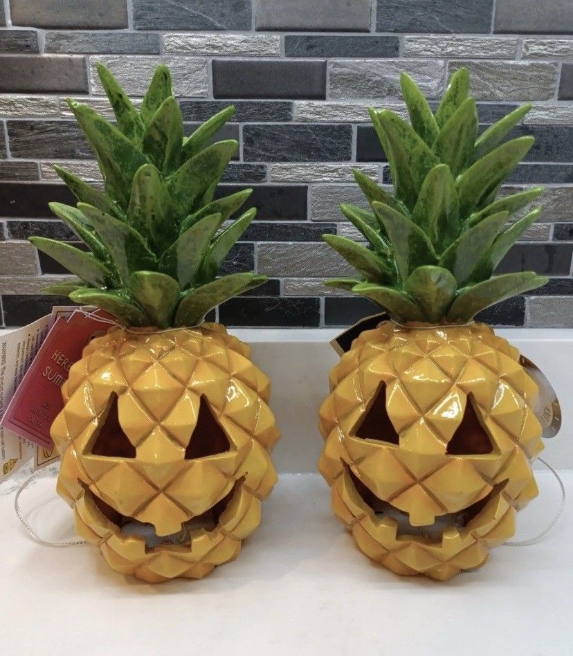 Summerween Blow Mold Pineapple Jack O' Lantern Summer Halloween Pumpkin Light Up