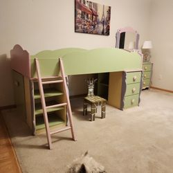 Girls Bedroom Set