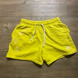 Yellow Nike shorts Medium 