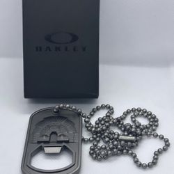 OAKLEY DOG TAG BOTTLE OPENER 2015
