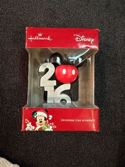 CHRISTMAS MICKEY 2016 ORNAMENT NEW