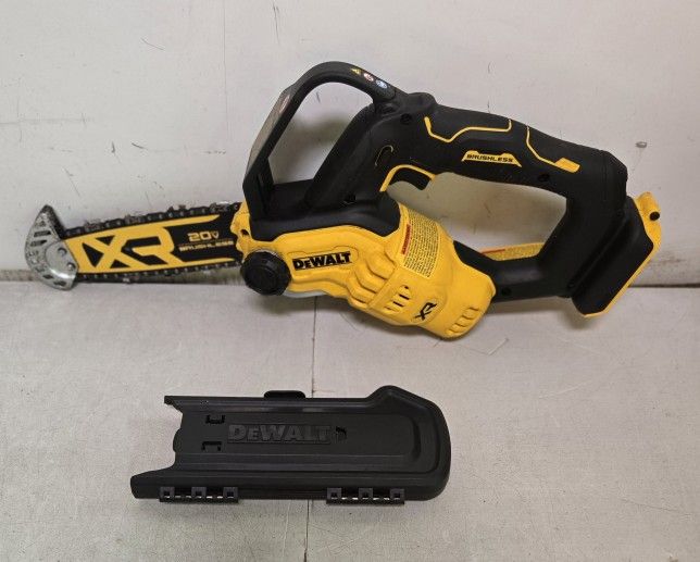 DEWALT
Pruning Chainsaw
