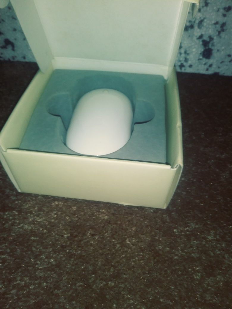 APPLE WIRELESS MIGHTY MOUSE CONTROLLER