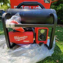 Milwaukee M18 FUEL 2 Gal. Electric Compact Quiet Compressor (Tool-Only)