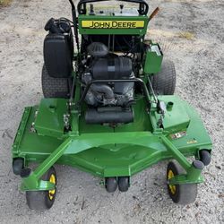 John Deere 661R Zero Turn 