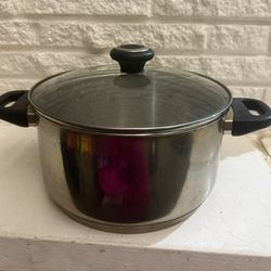 Tivoli Stainless Steel Stock Pot with glass lid 13" width of pot