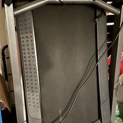 Weslo Tread Mill Brand New 