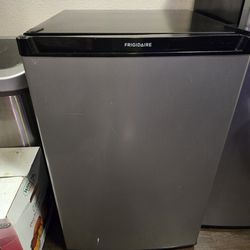 Frigidaire Mini Refrigerator w/ Freezer 