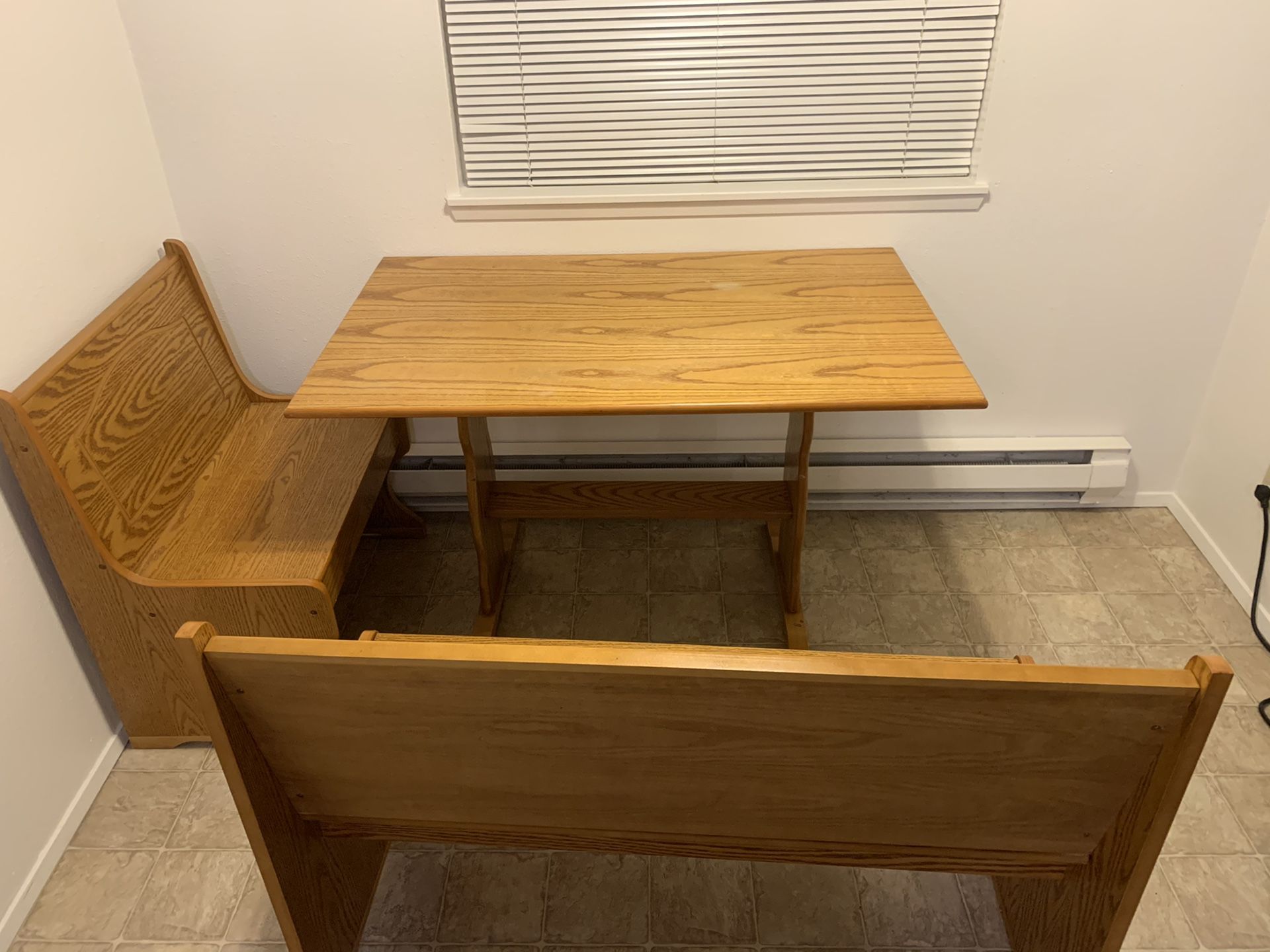 Breakfast Nook for Sale in Olympia, WA OfferUp
