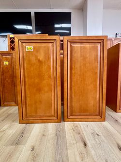 Honey WIDE Single‑Door Solid Wood Wall Cabinet | Set of 2