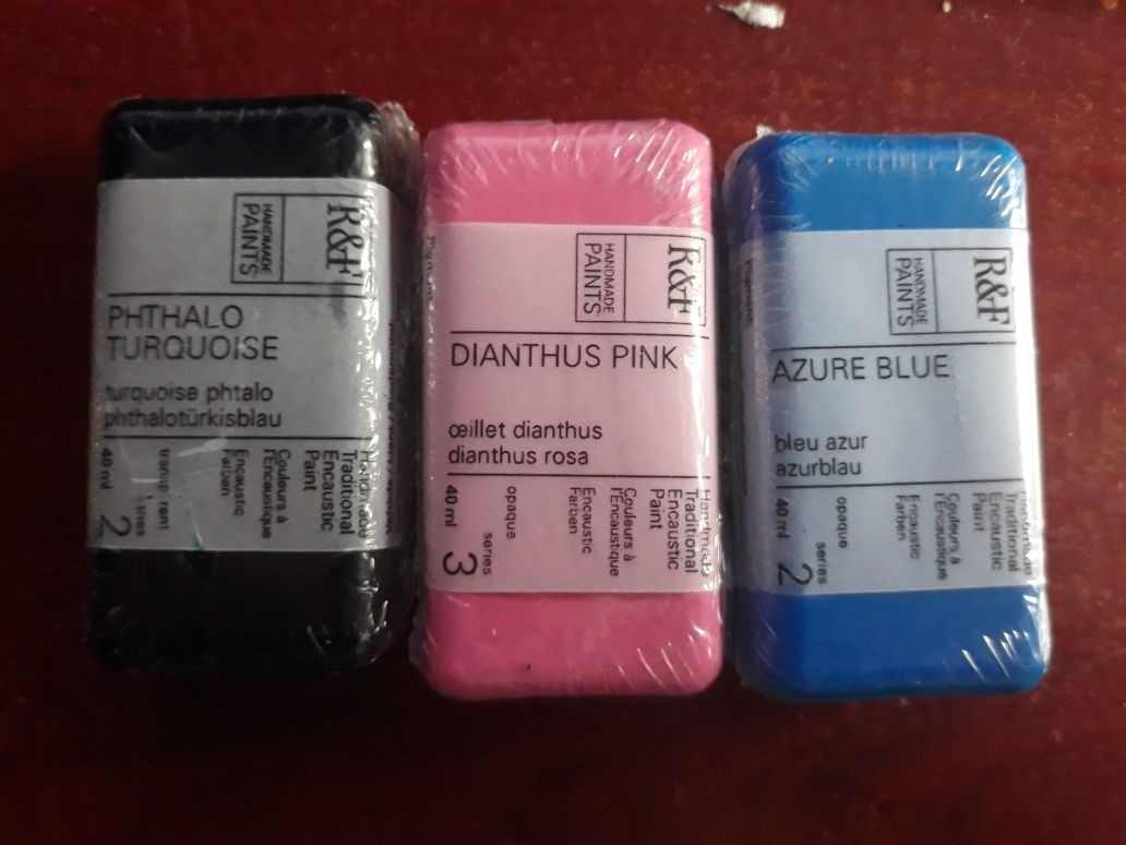 R&F lot of 3 Handmade Paints
