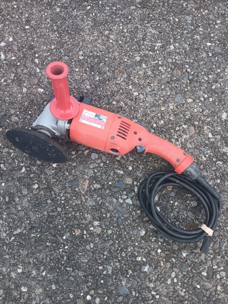 Milwaukee 5460 Variable Speed Control Polisher Sander Buffer. 7to9inch 11amps. Good Condition. For Pick Up Fremont. No Low Ball Offers. No Trades 