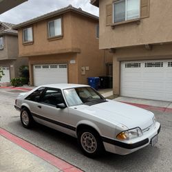 1989 Ford Mustang