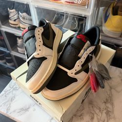 Jordan 1 Travis scott olive size 9 men 10.5W