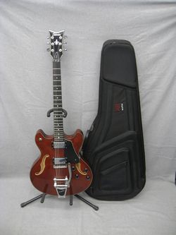 2009 Schecter Corsair Diamond Series w/ Bigsby Electric Guitar Walnut