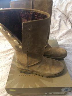 Uggs size 6
