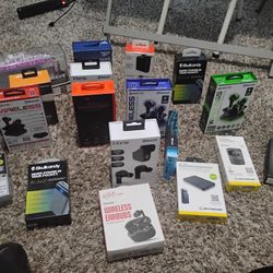 Ear Buds Bluetooth Speakers Portable Chargers 