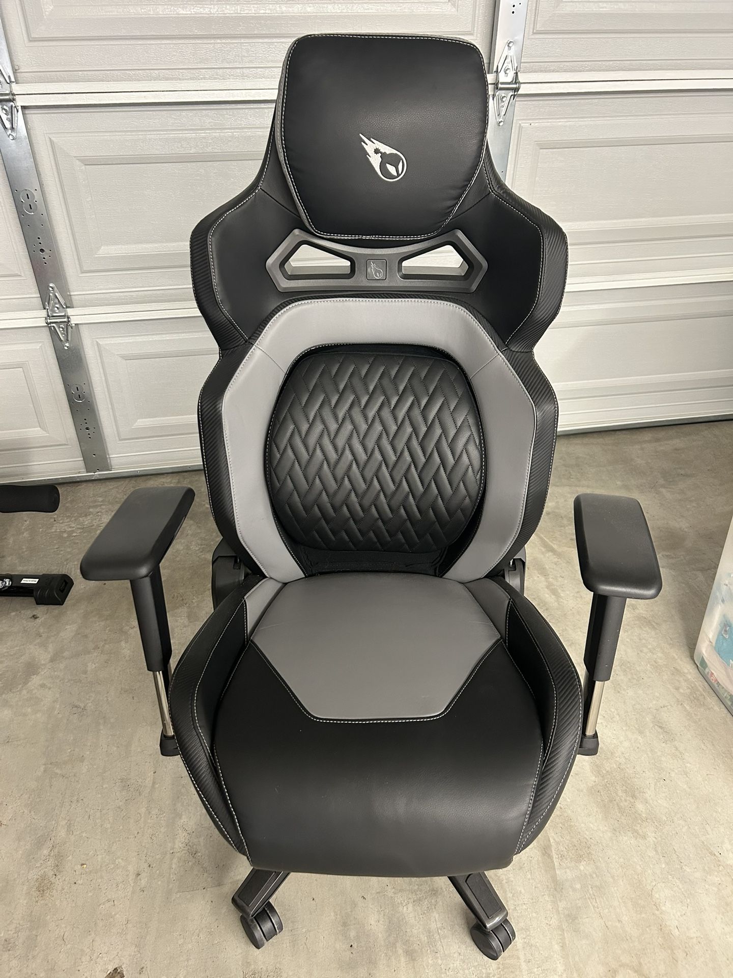 DPS Bro Bravent Elite Gaming Chair