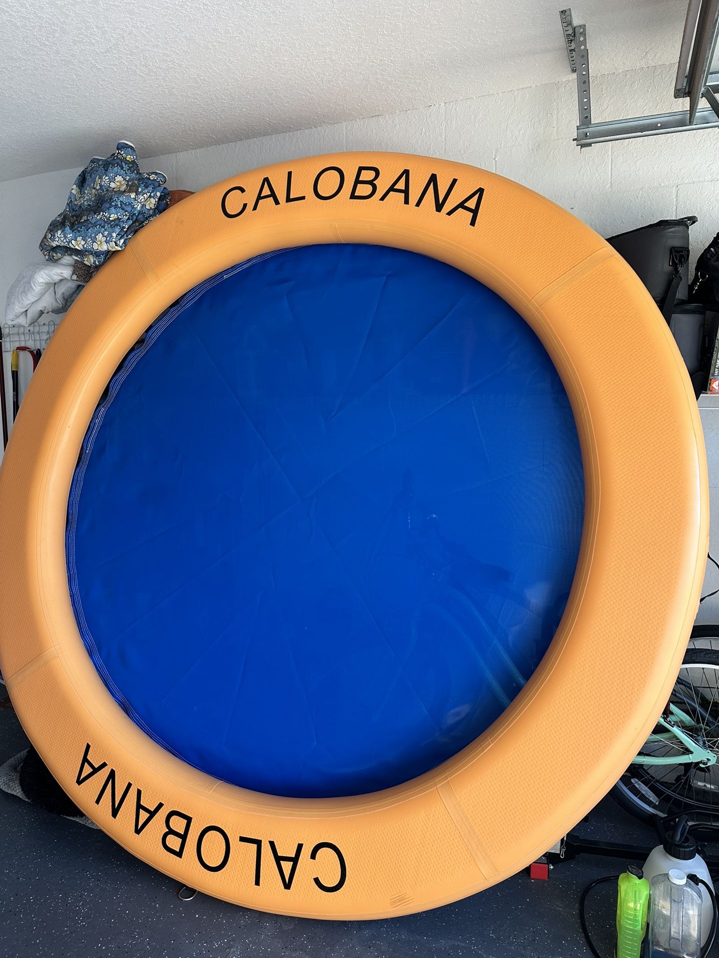 Calobana Pool Float
