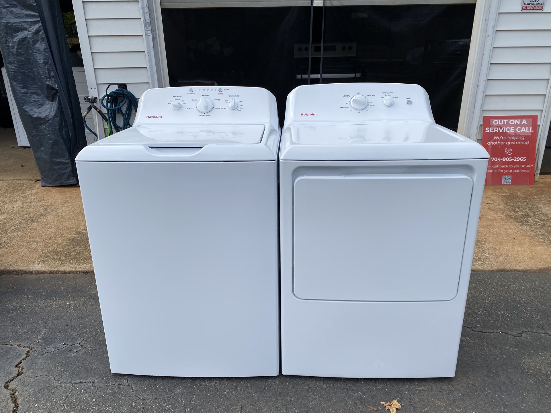 Hotpoint Matching Washer and Dryer Set – White