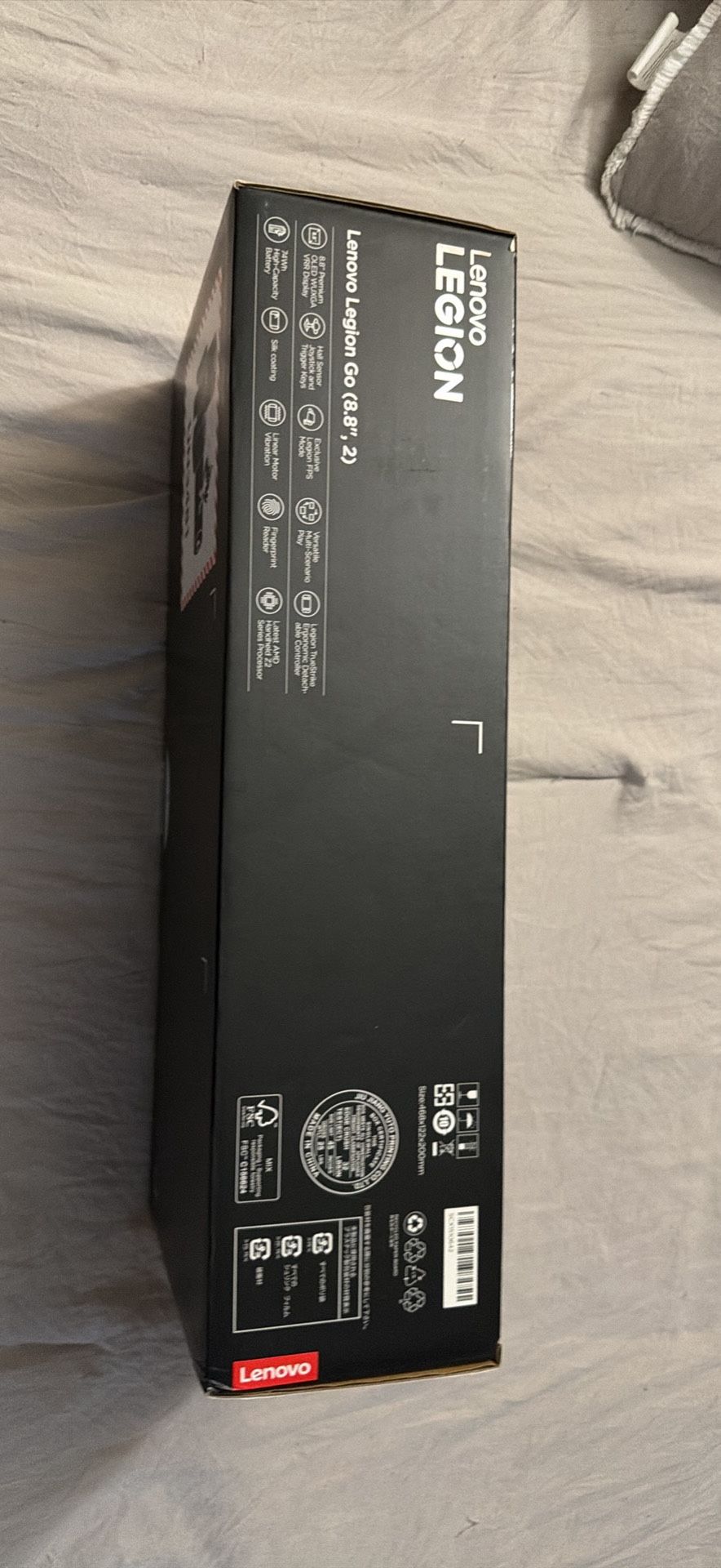 1x Lenovo Legion Go 2 - 8.8 144Hz 2k OLED Gaming Handheld - AMD Ryzen Z2 - 16GB